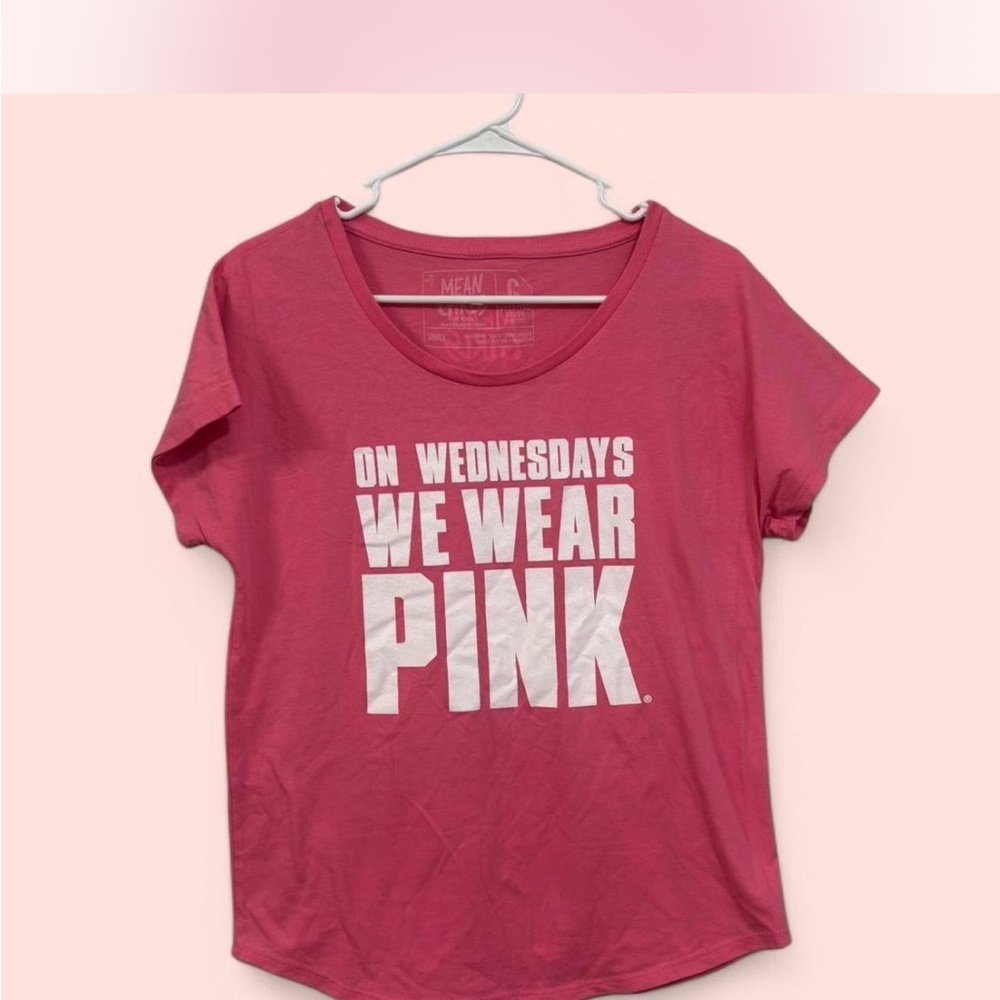Women's Pink  mean girls Tee - Short Sleeve
